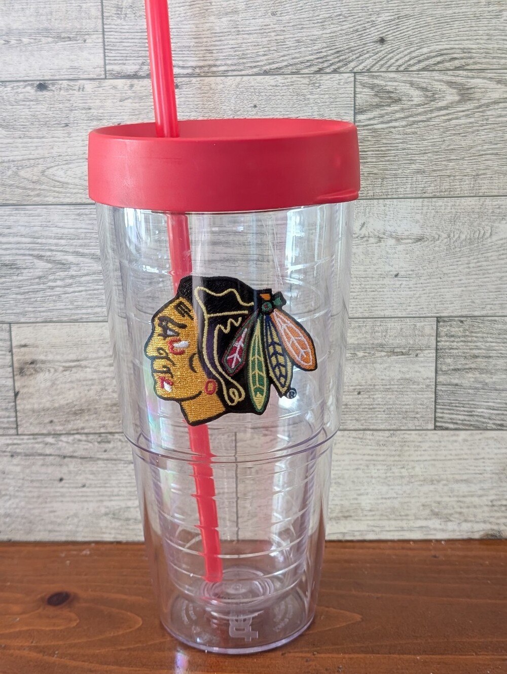 TERVIS Chicago Blackhawks 24oz Tumbler w/ Travel Lid